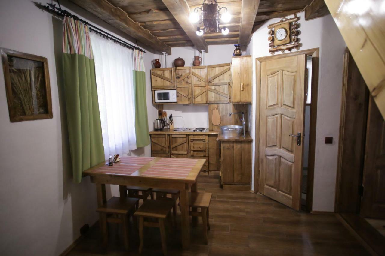 Еко Дім З Соломи Villa Solochin Dış mekan fotoğraf